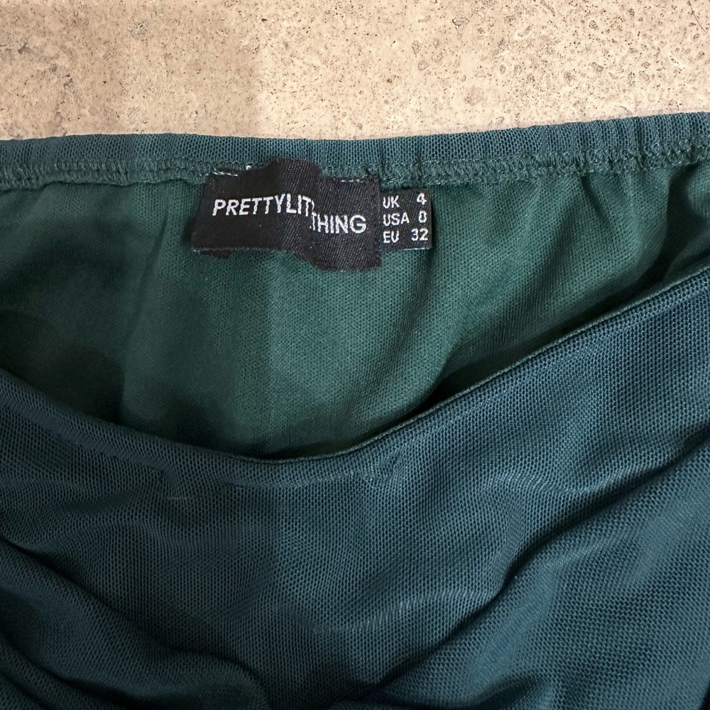 PrettyLittleThing Corset Top - Picture 2 of 3